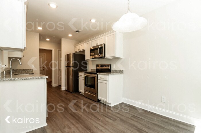 Building Photo - 225 Western Red Cedar Dr