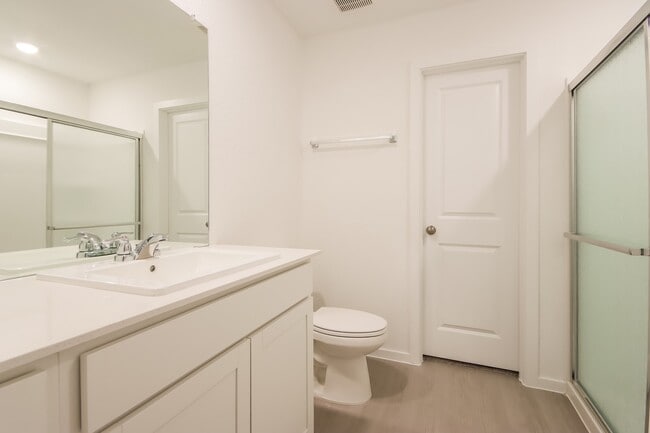 Building Photo - 31428 Moore Rd