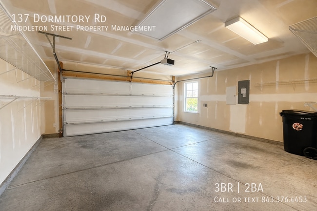 Building Photo - 137 Dormitory Rd