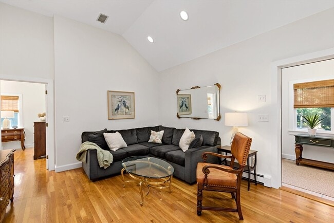 Building Photo - 1 Little Smelt Pond Rd