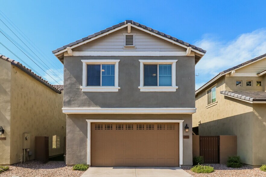 Primary Photo - 17976 N 114th Ln