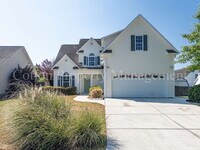 Building Photo - 448 Vallie Ln