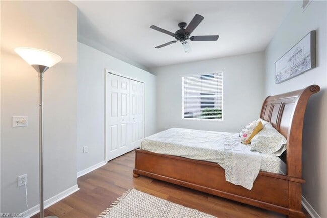 Building Photo - 360 Robin Hood Cir