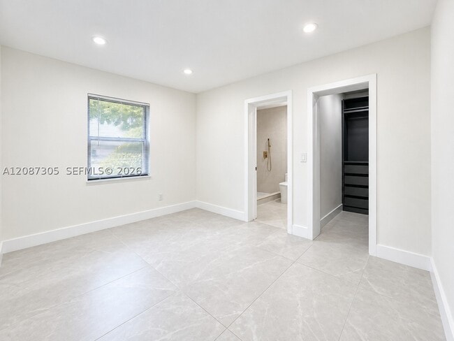 Building Photo - 1043 NW 48th St