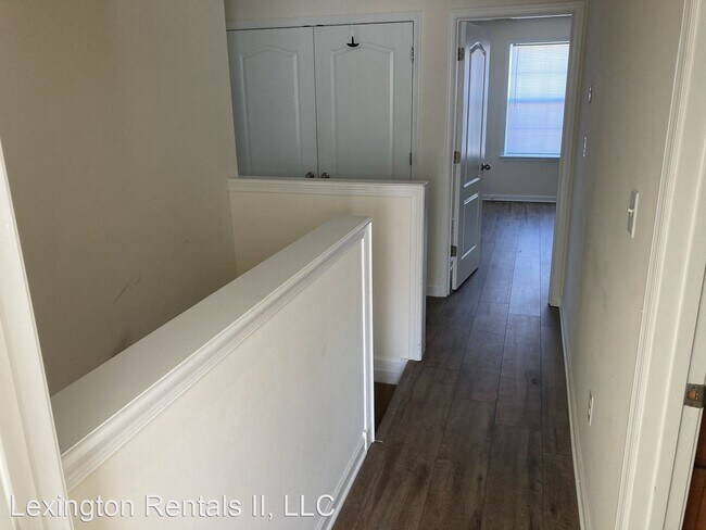 Building Photo - 3 br, 2.5 bath House - 118 Lexington Place