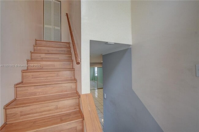 Building Photo - 3101 NW 5th Terrace
