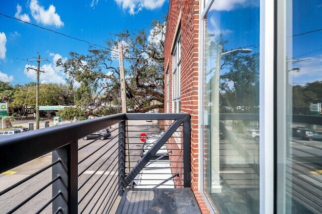 Building Photo - 2514 Abercorn St