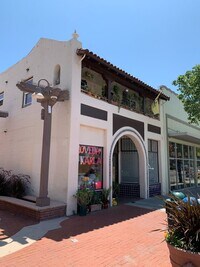 Building Photo - John&#39;s Main