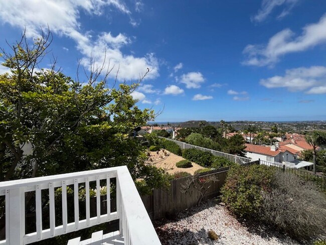 Building Photo - For Lease –Panoramic View Home