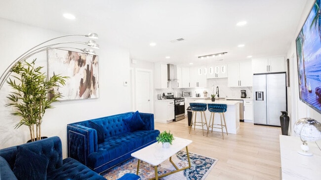 Building Photo - 8356 Adams St