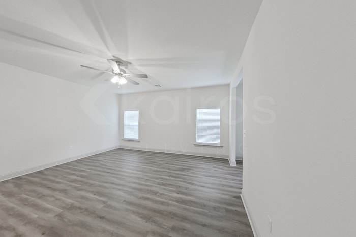 Building Photo - 17647 Carlisle Ave