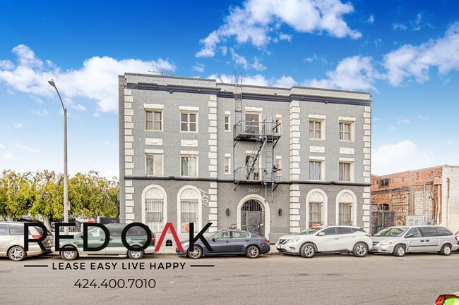 Building Photo - 5407 Sierra Vista Ave