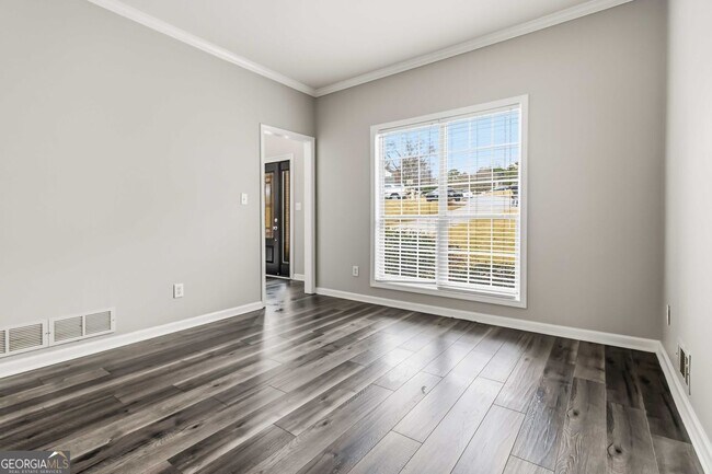 Building Photo - 825 Somerset Vale Dr