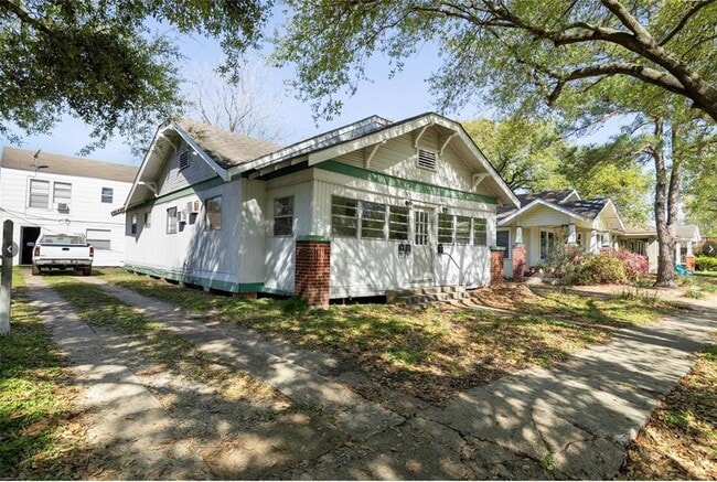 Building Photo - 4605 Norhill Blvd