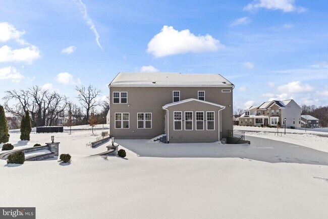 Building Photo - 12600 Coventry Mnr Wy