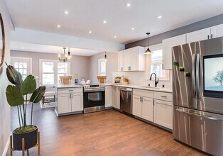 Building Photo - FABULOUS HOUSE FOR RENT