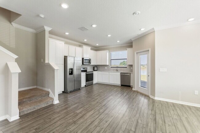 Building Photo - 11317 Cay Spruce Wy
