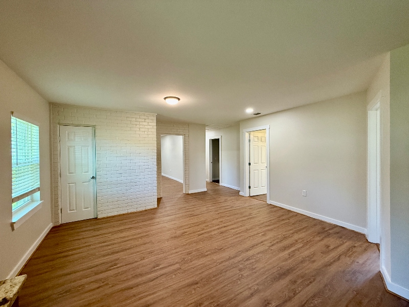 Building Photo - 3906 E Denman Ave