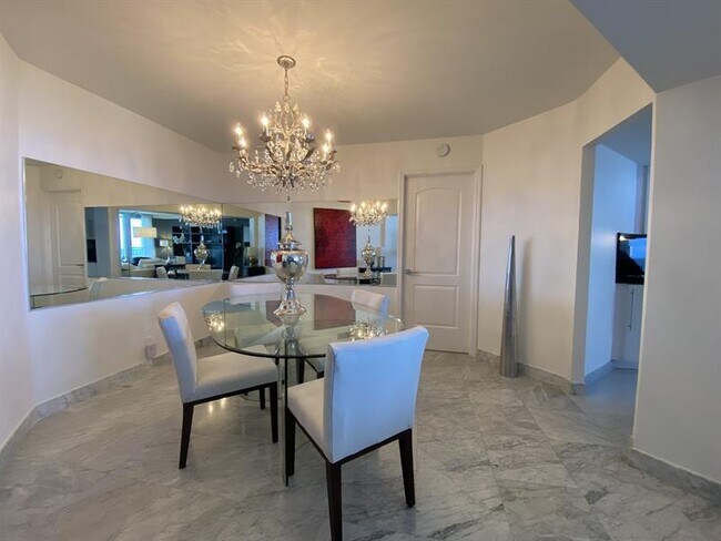 Building Photo - 1340 S Ocean Blvd