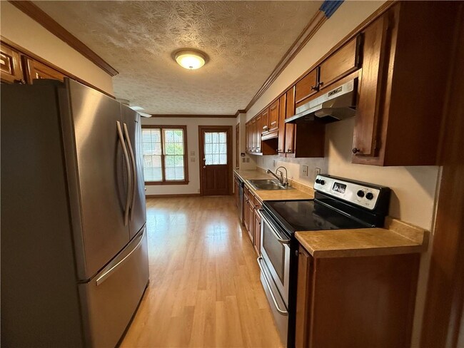 Building Photo - 3209 Henderson Walk