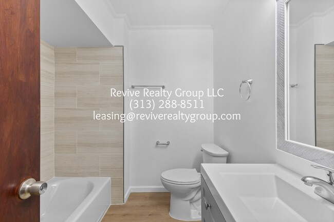 Building Photo - 5337 Botsford Ave