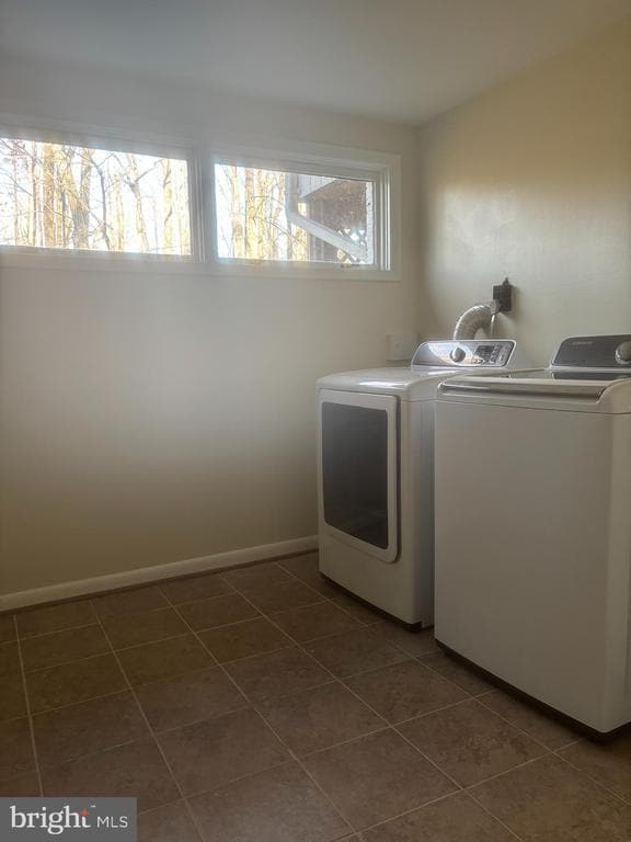 Building Photo - 7425 Dulany Dr