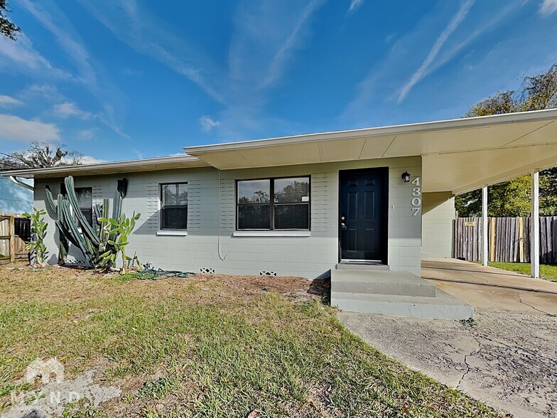 Building Photo - 4307 Sky Line Dr