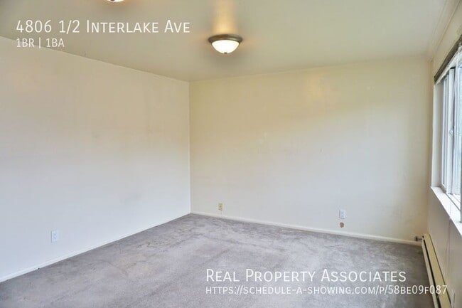 Building Photo - 4806 1/2 Interlake Ave-
