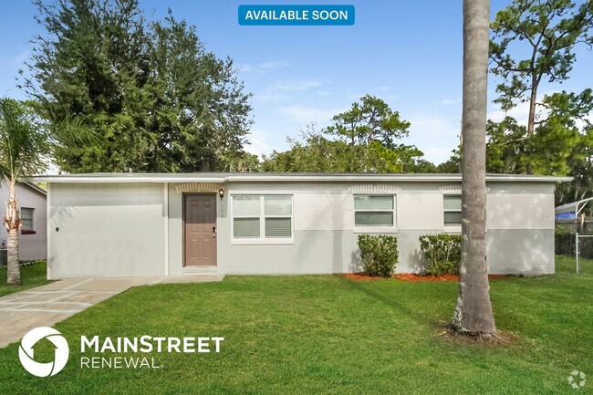 Building Photo - 5801 Abercorn Dr