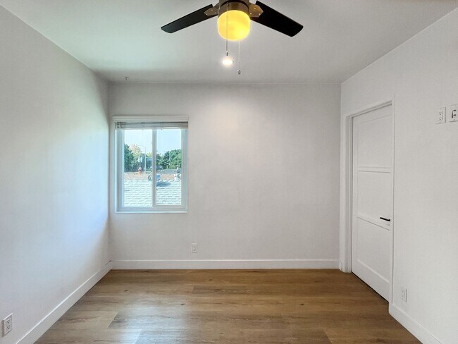 Building Photo - 13053 Venice Blvd