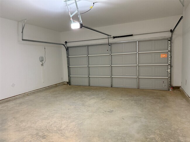 Building Photo - 16539 Mesquite Fld Dr