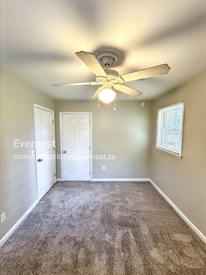 Building Photo - 3794 Walnut Ridge Dr