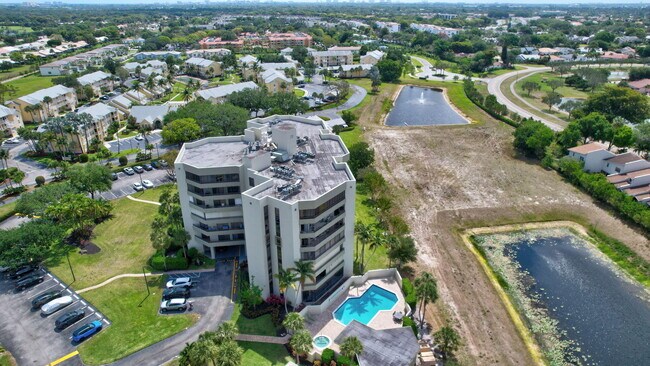 Building Photo - 6372 La Costa Dr