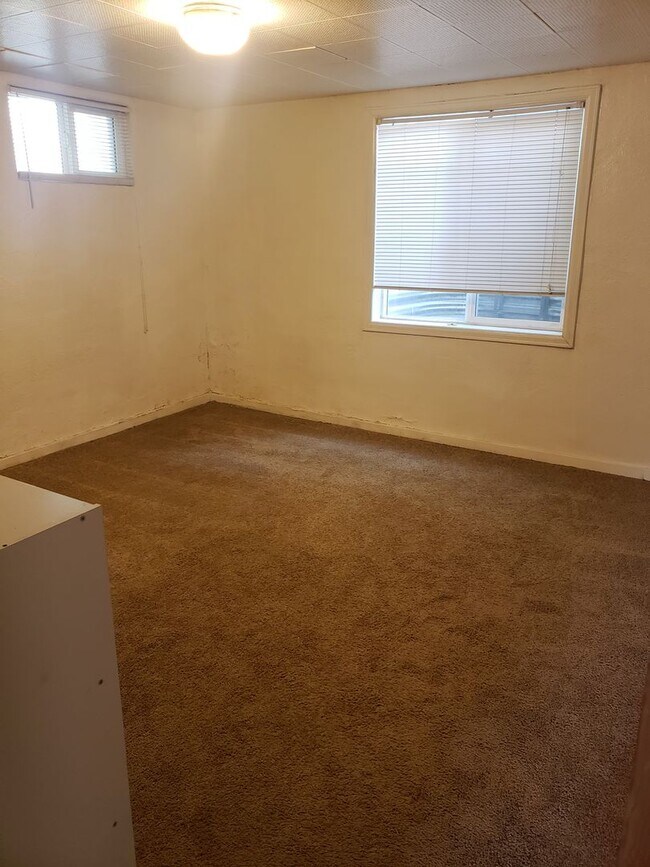 Building Photo - Garden level 2 br  near School of Mines | Mountain views | walking distance to downtown Golden