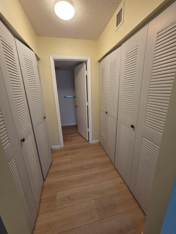 Building Photo - 3369 Perimeter Dr