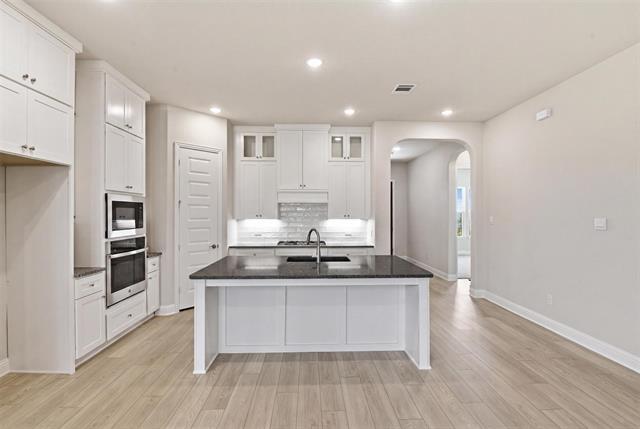 Building Photo - 2524 Ballaster Mdws