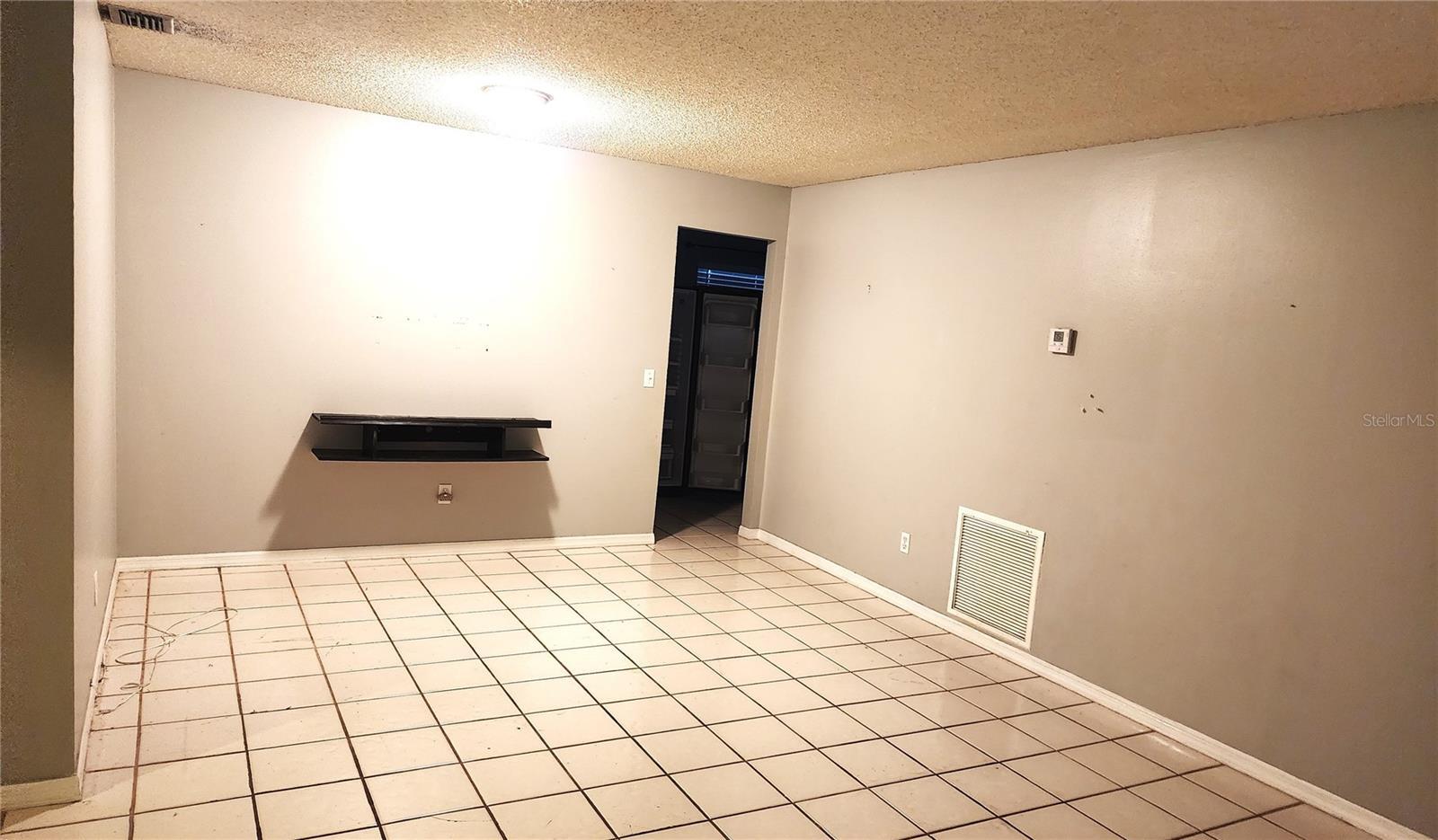 Building Photo - 2033 Quintilis Ct