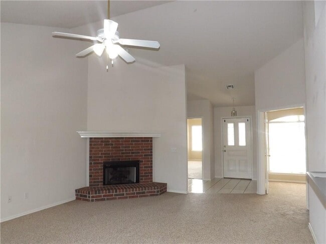 Building Photo - 2837 Astor Dr