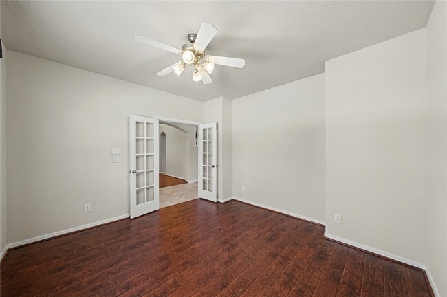 Building Photo - 17422 Memorial Blossom Dr