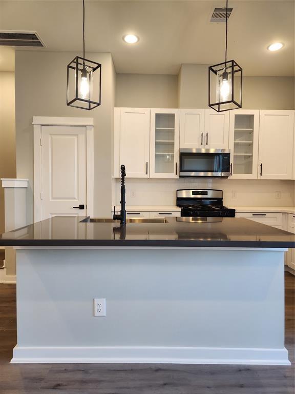 Building Photo - 6714 Parker Grove Ln