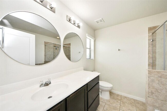 Building Photo - 5710 Camelia Evergreen Ln