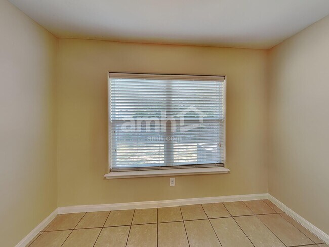 Building Photo - 101 Eider Dr