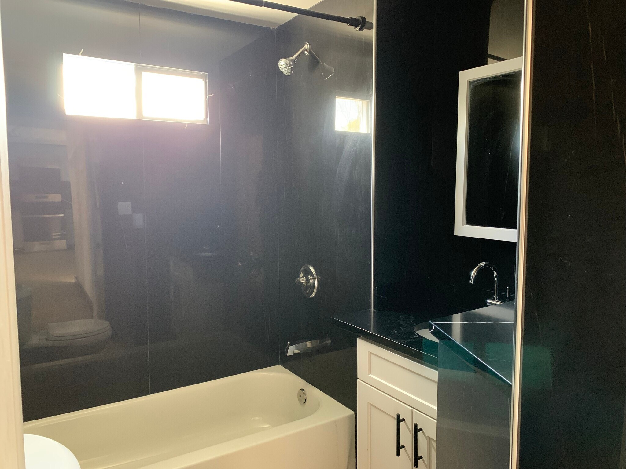 Building Photo - 424 Dixwell Ave