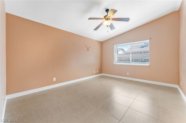 Building Photo - 741 Autumn Moon Dr