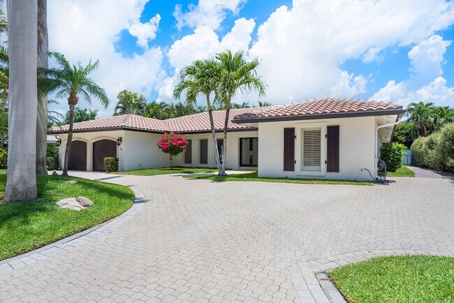Building Photo - 263 S Maya Palm Dr