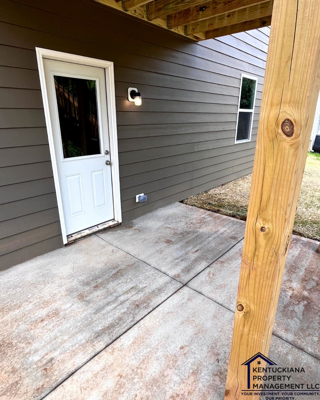 Building Photo - Beautiful New Construction Home in Lyndon – Minutes from Westport Village