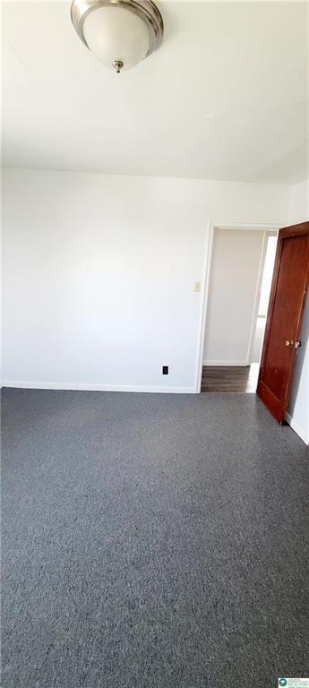 Building Photo - 915 E Hamilton St