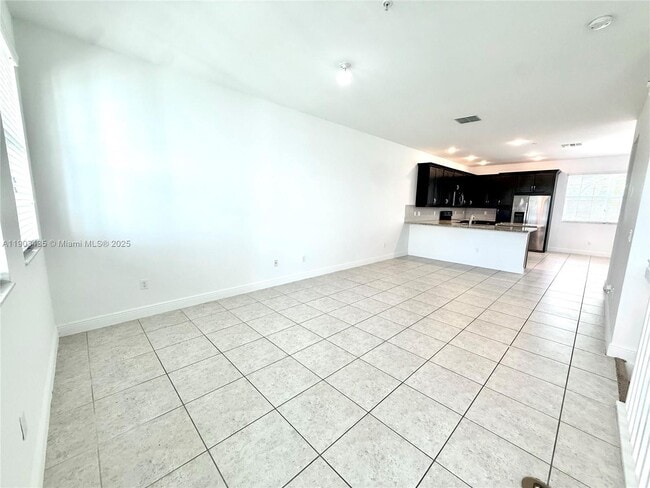 Building Photo - 2909 SW 119th Way