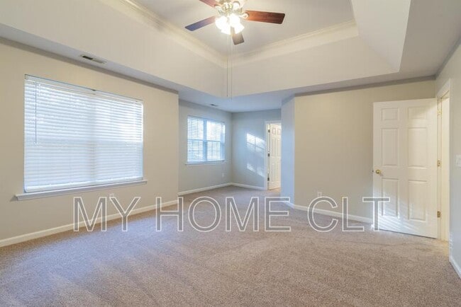 Building Photo - 12417 Ivey Creek Dr