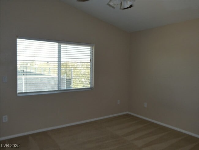Building Photo - 6504 Blessed Thistle Ave